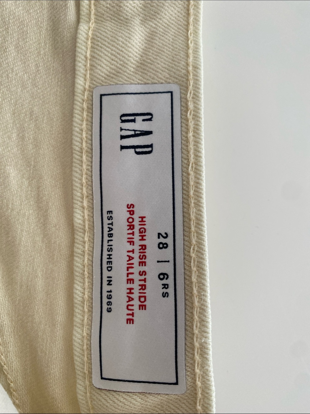 GAP High Rise Wide-Leg Strive Jeans in Natural Cream Size 28 | 6 - Picture 5 of 10